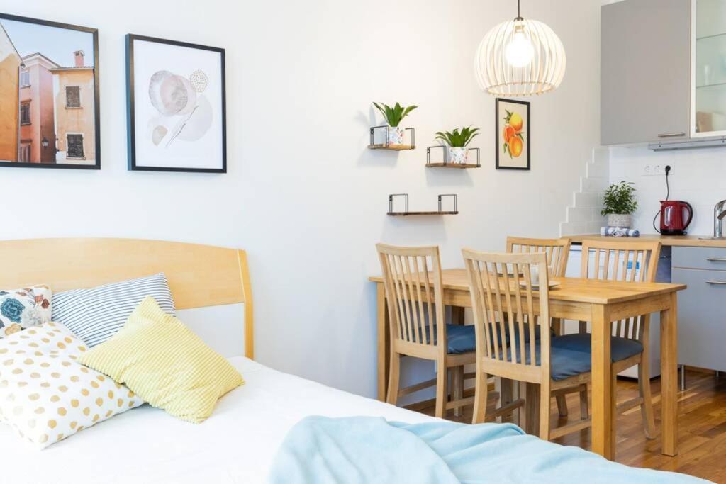 Lovely Studio 5 Min Walk From Old Town And Seaside Reval Esterno foto