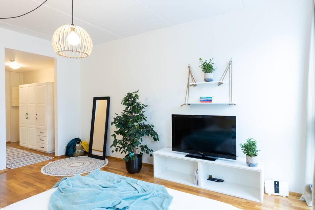 Lovely Studio 5 Min Walk From Old Town And Seaside Reval Esterno foto
