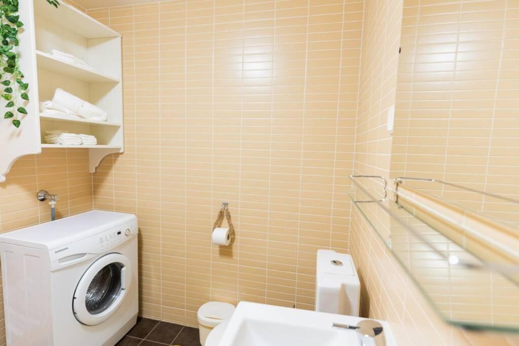 Lovely Studio 5 Min Walk From Old Town And Seaside Reval Esterno foto