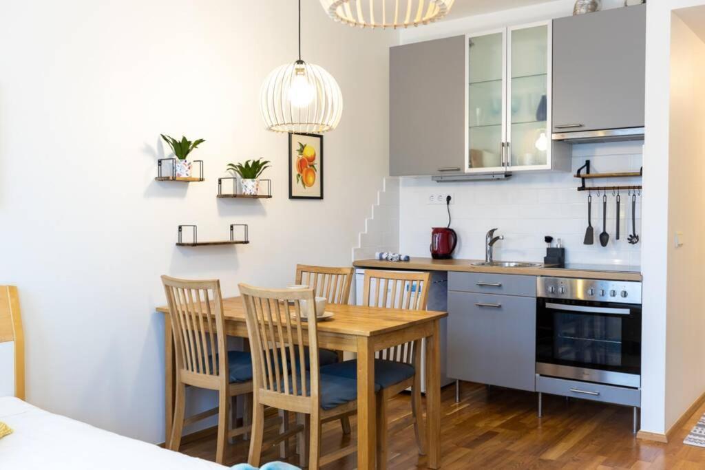 Lovely Studio 5 Min Walk From Old Town And Seaside Reval Esterno foto